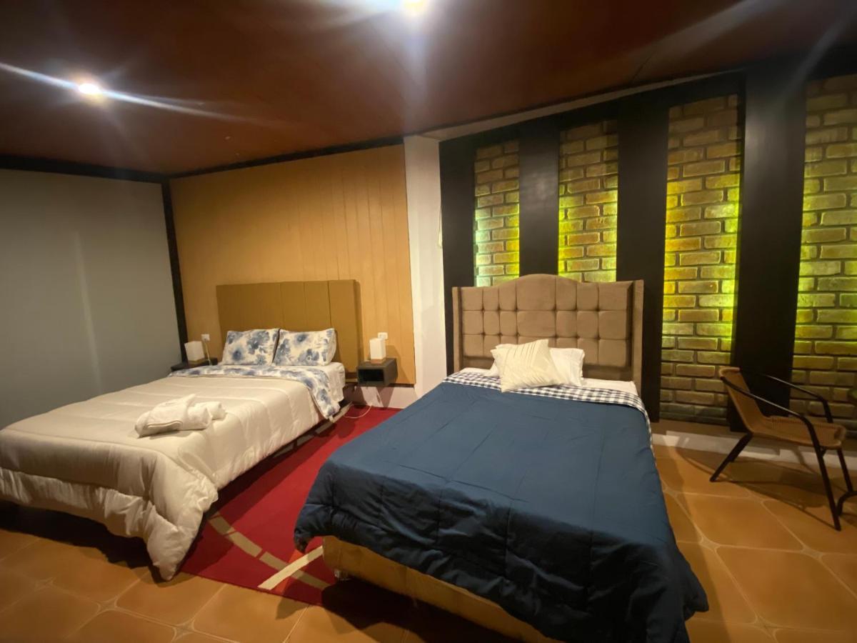 Casa Hotel Cisne Azul El Tambo 외부 사진